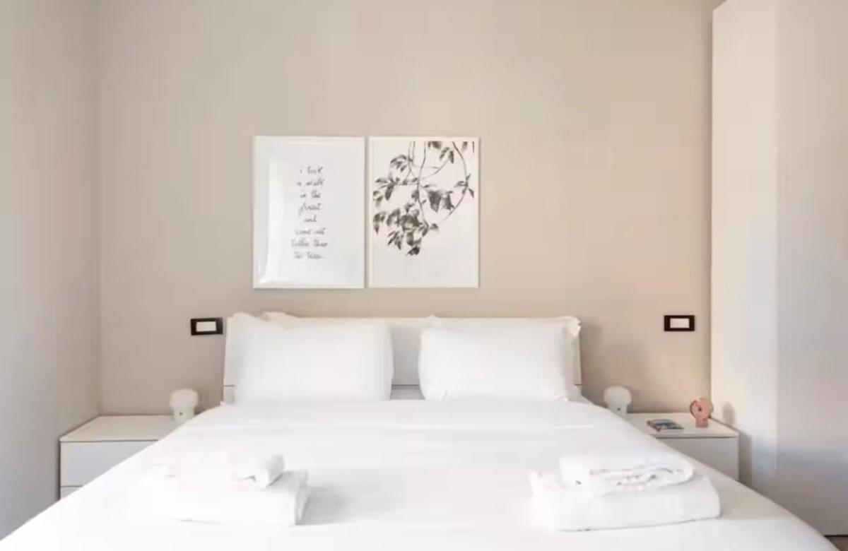 Station Spacious 2br Flat Apartment Mailand