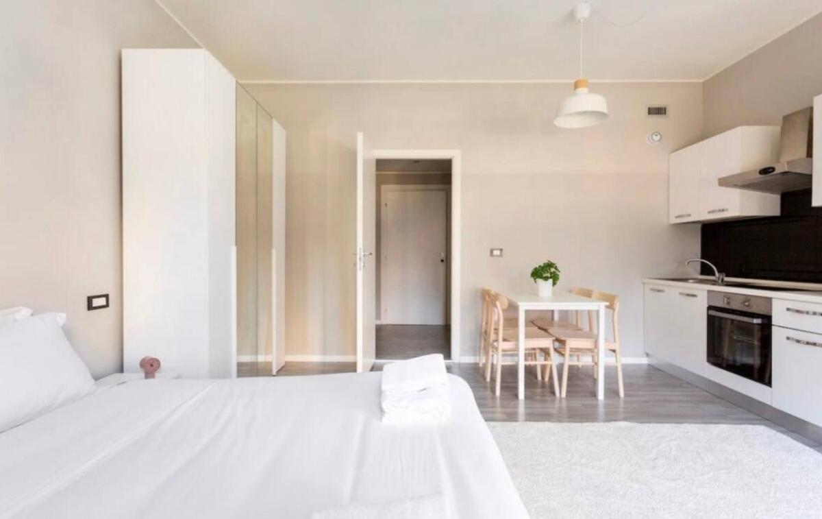 Station Spacious 2br Flat Mailand
